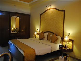 พฤณชล โฮเทล - หริทวาร Hotel ภายนอก รูปภาพ