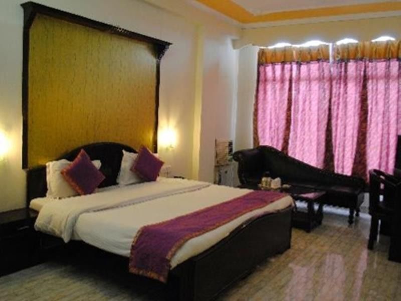 พฤณชล โฮเทล - หริทวาร Hotel ภายนอก รูปภาพ