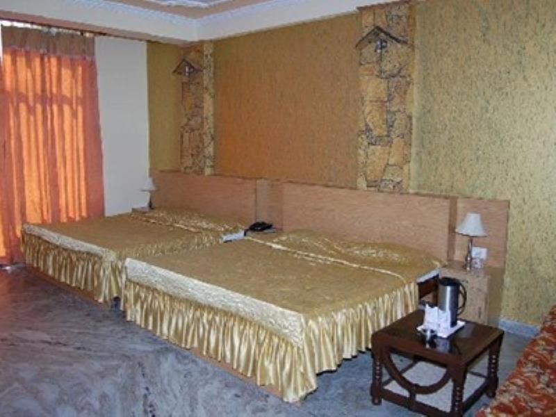 พฤณชล โฮเทล - หริทวาร Hotel ภายนอก รูปภาพ