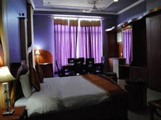 พฤณชล โฮเทล - หริทวาร Hotel ภายนอก รูปภาพ
